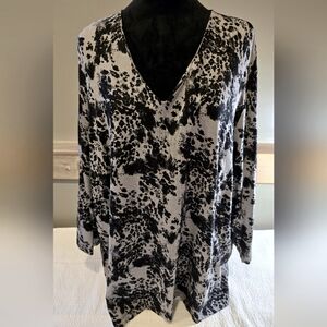 SALE Laura Ashley Woman 3X Tee